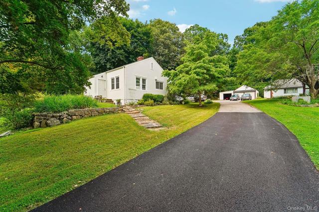 77 Baron De Hirsch Rd, Cortlandt, NY 10517