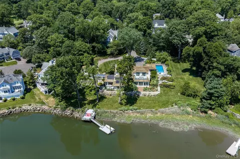View/Area - 87 Hix Ave, Rye, NY 10580 photo 4 of 8