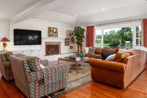 Living - 87 Hix Ave, Rye, NY 10580 photo 3 of 4