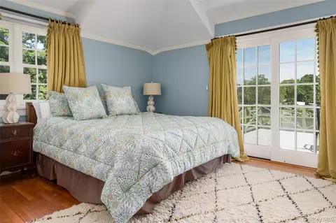 Bedroom - 87 Hix Ave, Rye, NY 10580 photo 6 of 6