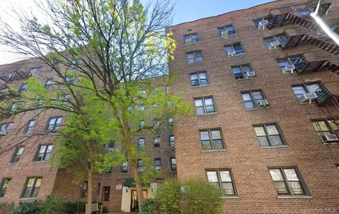 102-18 64th Ave #6W, New York, NY 11375