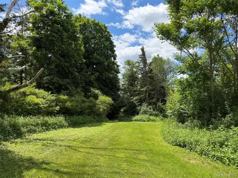 Rt-199, Pine Plains, NY 12567 photo 2