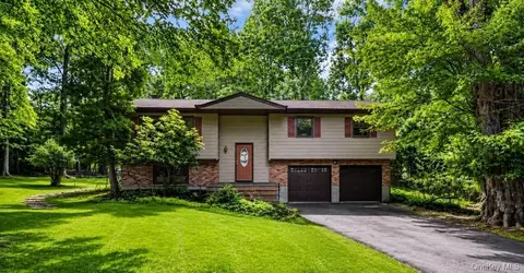 9 Adams Ln, Ramapo, NY 10901