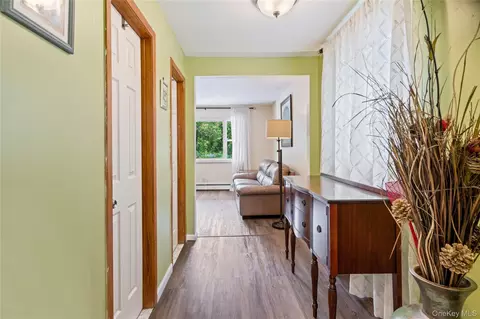 Entry Way - 32 Juniper Ave, Patchogue, NY 11772 photo 1 of 1