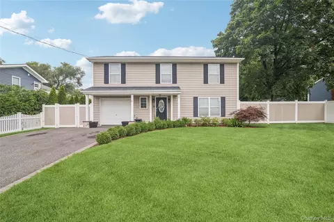 47 Parsnip Pond Rd, Lake Grove, NY 11755
