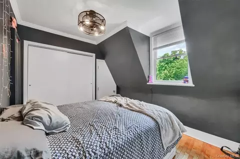 Bedroom - 9 Echo Ln, Newburgh, NY 12550 photo 3 of 4