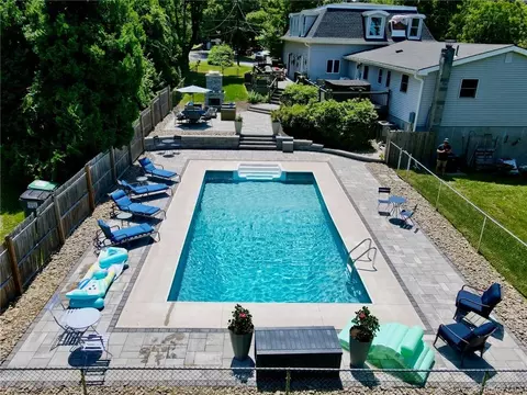 Exterior - 9 Echo Ln, Newburgh, NY 12550 photo 10 of 10