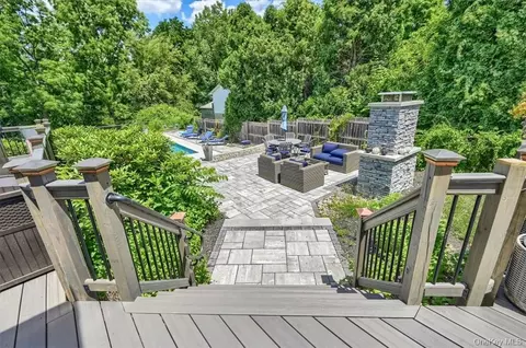 Exterior - 9 Echo Ln, Newburgh, NY 12550 photo 3 of 10