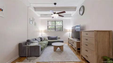 83-40 Austin St #1S, New York, NY 11415