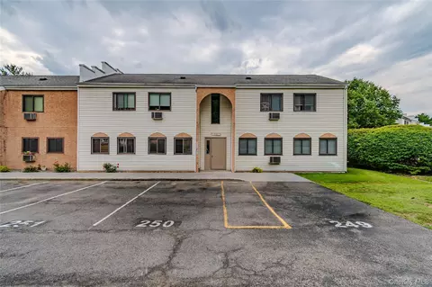 34 Scarborough Ln #A, Wappinger, NY 12590