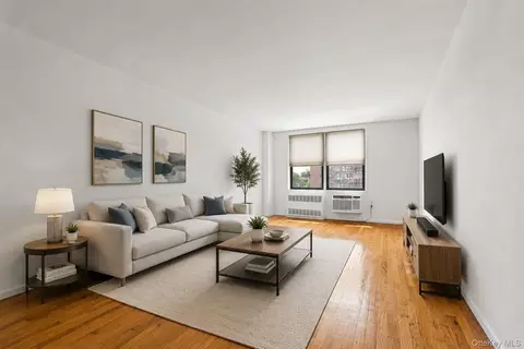 599 E 7th St #5R, Brooklyn, NY 11218
