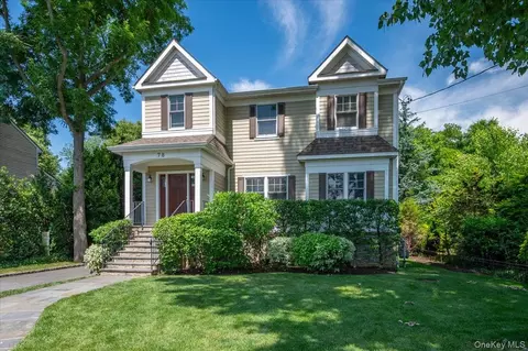 78 Shore Dr, Larchmont, NY 10538