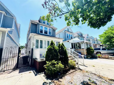 62-20 80th Rd, New York, NY 11385