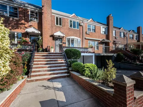 5107 64th St, Woodside, NY 11377