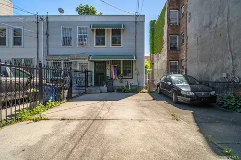 2823 W 37th St, Brooklyn, NY 11224