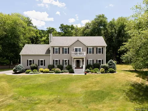 12 Ann Dr, Rhinebeck, NY 12572