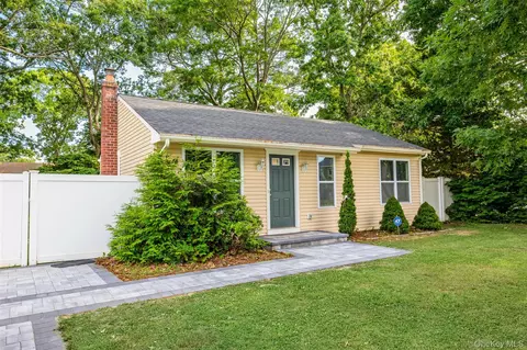 64 Arpage Dr E, Shirley, NY 11967