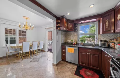 151-23 12th Rd, New York, NY 11357 photo 7