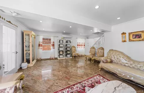151-23 12th Rd, New York, NY 11357 photo 16