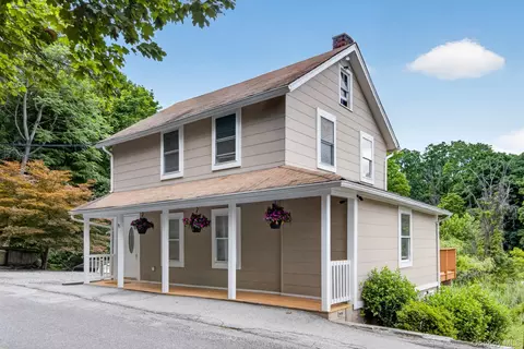 72 Furnace Dock Rd, Cortlandt, NY 10520