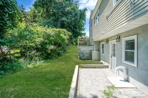 Exterior - 25 Cherry Ln, Wading River, NY 11792 photo 3 of 5