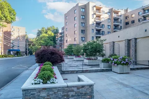 100 E Hartsdale Ave #TCE, Greenburgh, NY 10503
