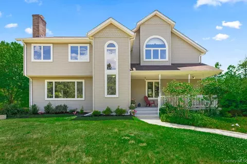 1 Lime Kiln Ct, Ramapo, NY 10952