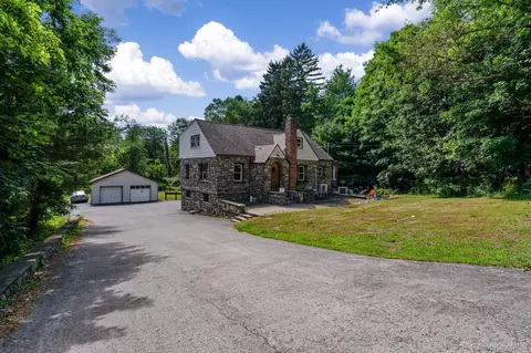 491 State Route 32, Wallkill, NY 12589