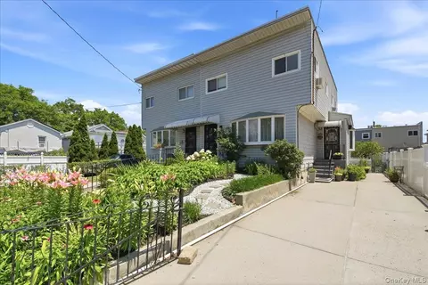 3284 Giegerich Pl, New York, NY 10465