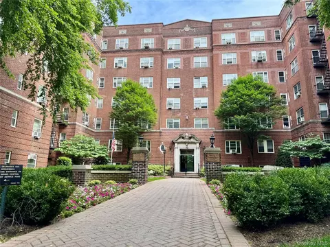 113-14 72nd Rd #1M, New York, NY 11375