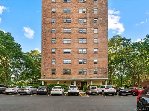 21-66 33rd Rd #11B, New York, NY 11106