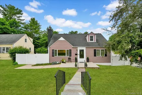 10 Susquehanna Rd, Ossining, NY 10562