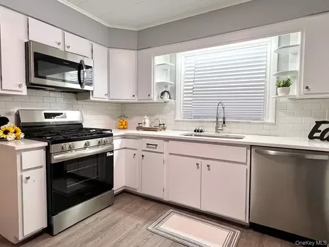 Kitchen - 96 56, Windham, NY 12496 photo 1 of 5