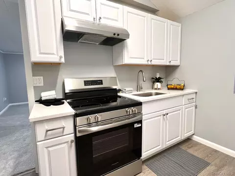Kitchen - 96 56, Windham, NY 12496 photo 4 of 5