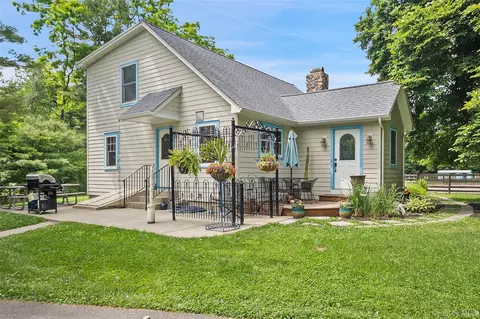 73 Lake Ellis Rd, Dover, NY 12594
