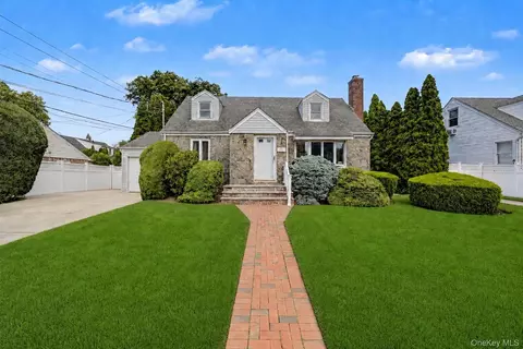 1753 Maurice Ave, East Meadow, NY 11554