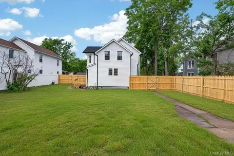 Exterior - 245 Cedar Ave, Patchogue, NY 11772 photo 3 of 3