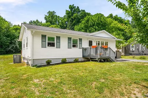31 Wickham Dr, Warwick, NY 10990