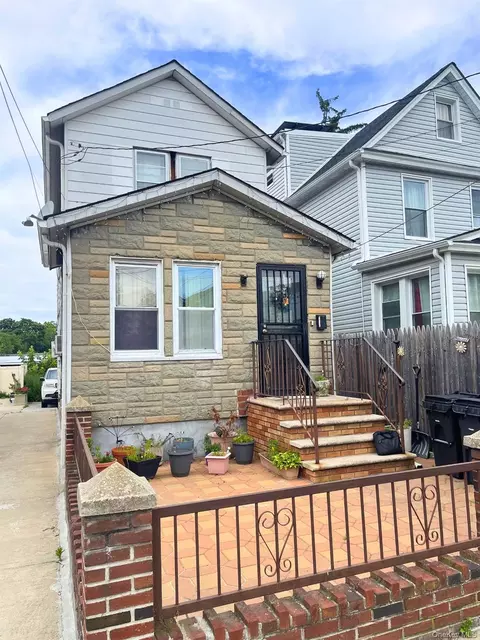 14611 123rd Ave, Jamaica, NY 11436