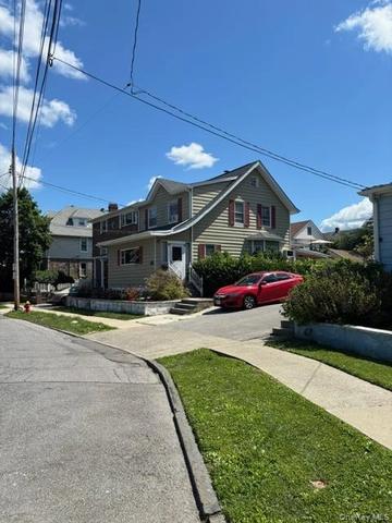 212 Stone Ave, Yonkers, NY 10701
