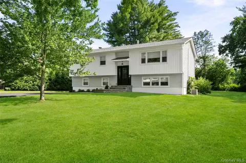 16 Victoria Ter, Goshen, NY 10924