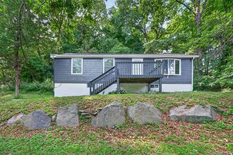 145 Van Wagner Rd, Arlington, NY 12603