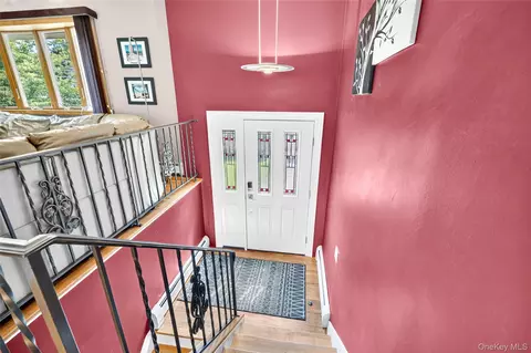 Entry Way - 1 Union Rd, Kent, NY 10512 photo 3 of 5