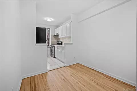 601 Kappock St #5F, New York, NY 10463 photo 5