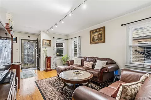 Living - 181 Beech St, Valley Stream, NY 11580 photo 2 of 2