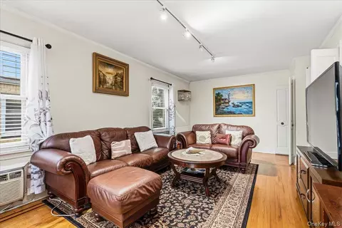 Living - 181 Beech St, Valley Stream, NY 11580 photo 1 of 2