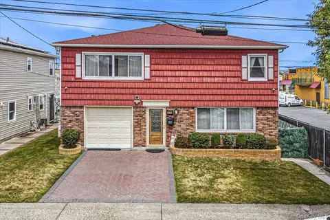 161-33 92nd St, Howard Beach, NY 11414