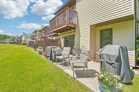 Exterior - 174 Eagleton Dr, Monroe, NY 10950 photo 6 of 7