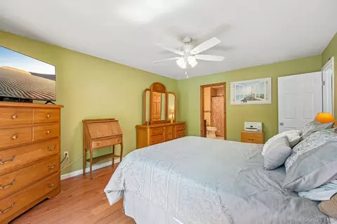 Bedroom - 174 Eagleton Dr, Monroe, NY 10950 photo 6 of 7