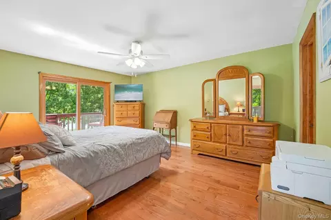 Bedroom - 174 Eagleton Dr, Monroe, NY 10950 photo 4 of 7